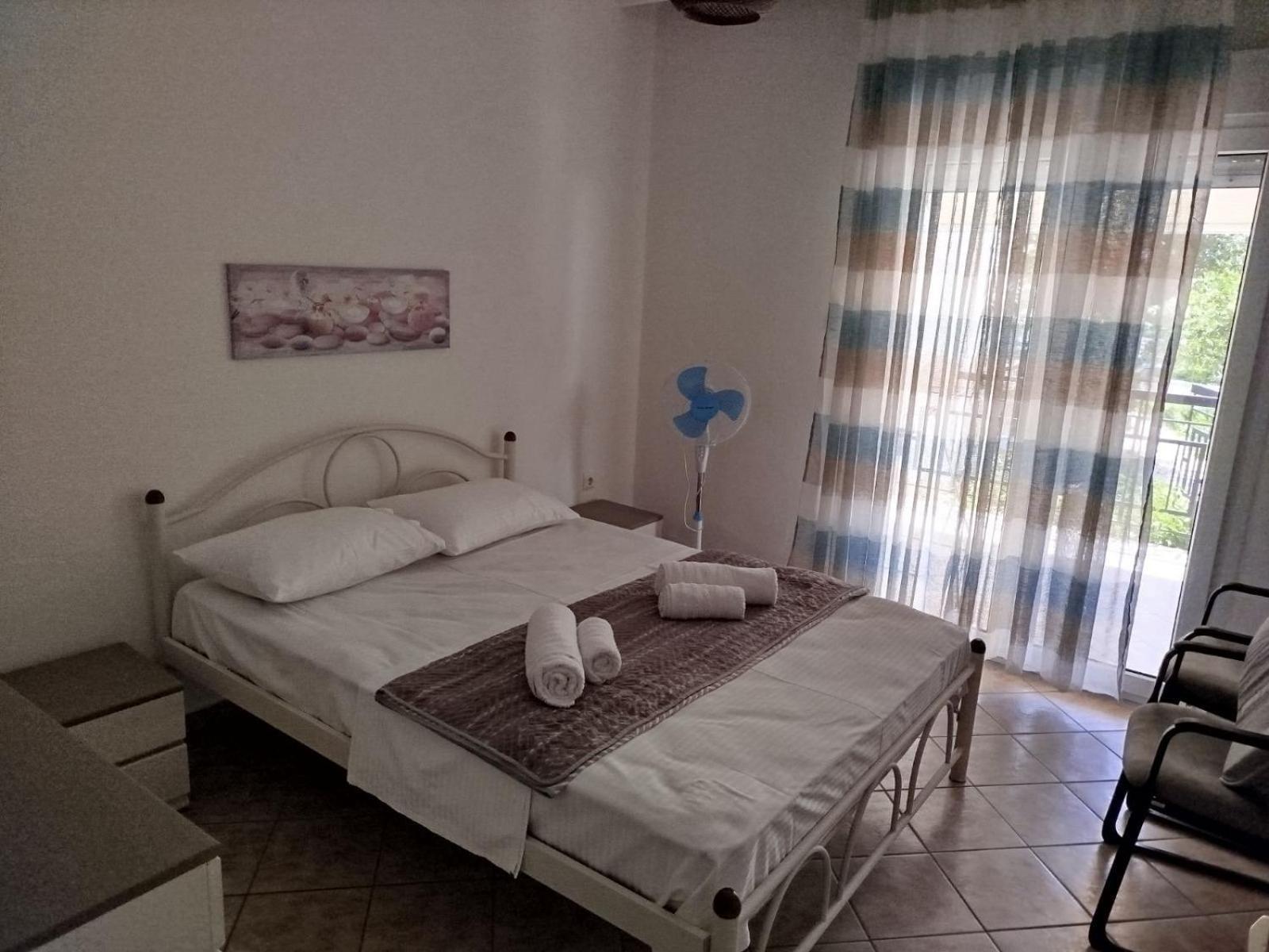 Iraklitsa Bay Apartment Nea Iraklitsa Екстериор снимка